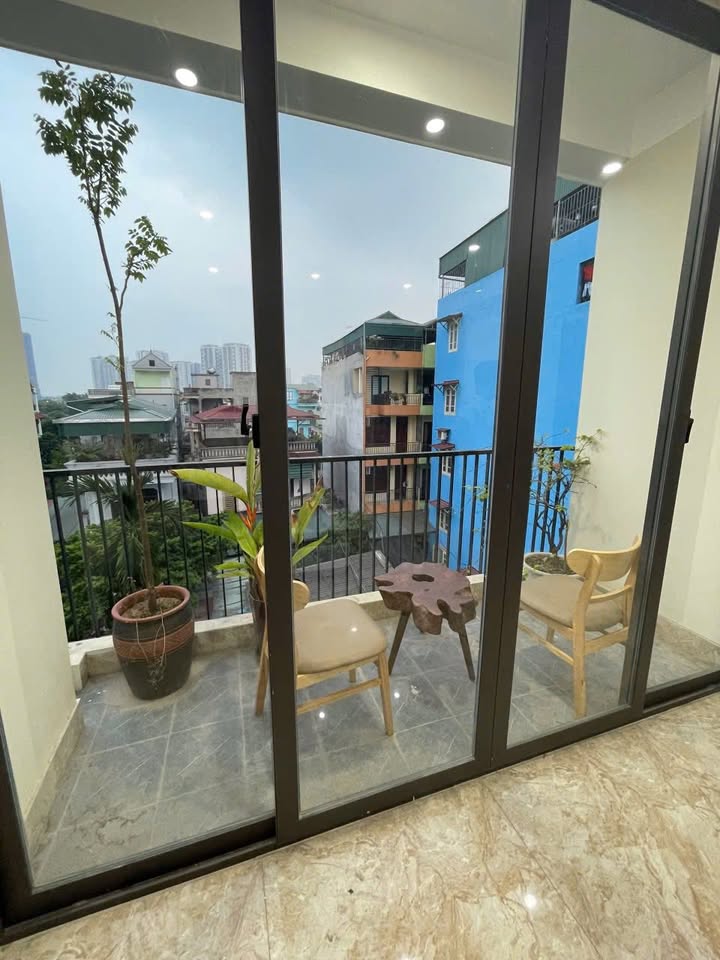 Căn hộ cho thuê tại Lạc Long Quân, Tây Hồ - Giá thỏa thuận, nội thất đầy đủ