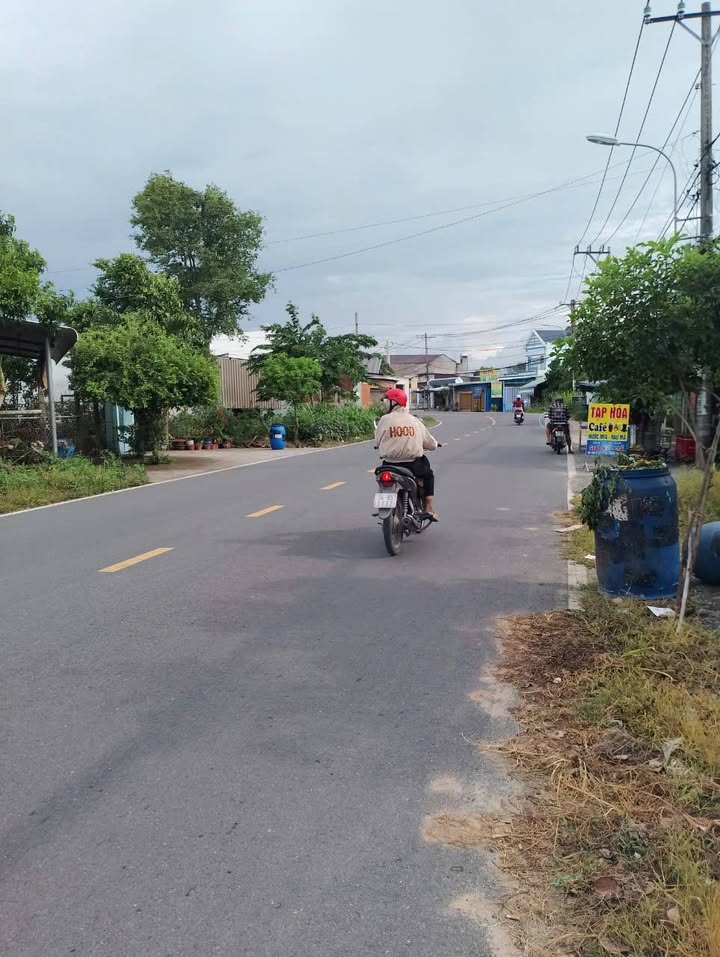 Nhà cũ mặt tiền Nguyễn Kim Cương, Củ Chi 273m² giá 5 tỷ - Cơ hội đầu tư hấp dẫn!