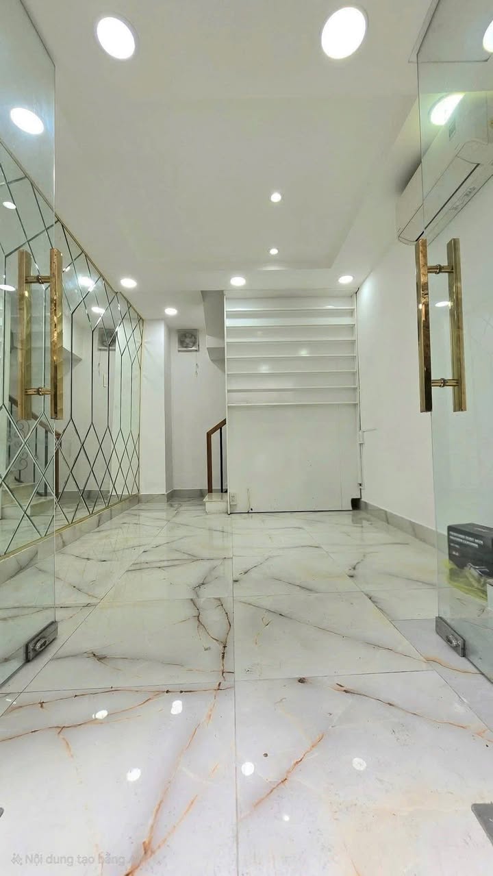 Nhà hẻm 5m đường Lê Hồng Phong quận 10 18m² giá 15 triệu - Phù hợp ở và kinh doanh nhỏ