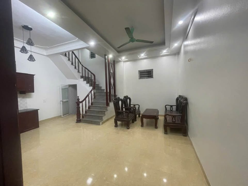 Nhà 2 tầng Tô Hiến Thành, Nam Định 45m² giá 1.55 tỷ - Chính chủ bán gấp!