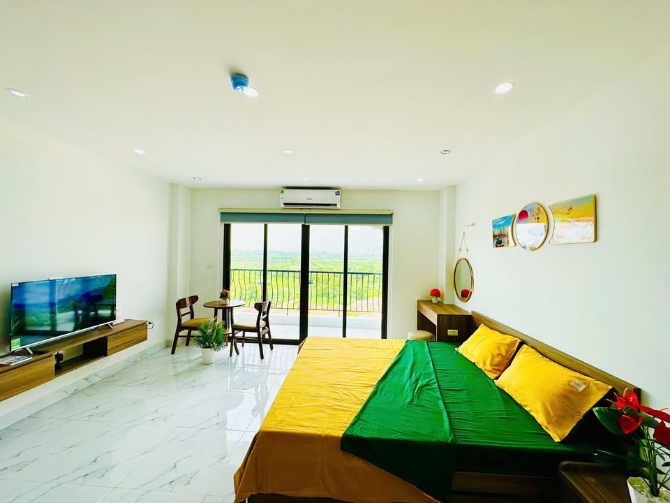 Phòng cho thuê Ngõ 214 Phú Diễn, Bắc Từ Liêm - Ban công siêu thoáng, nội thất đầy đủ