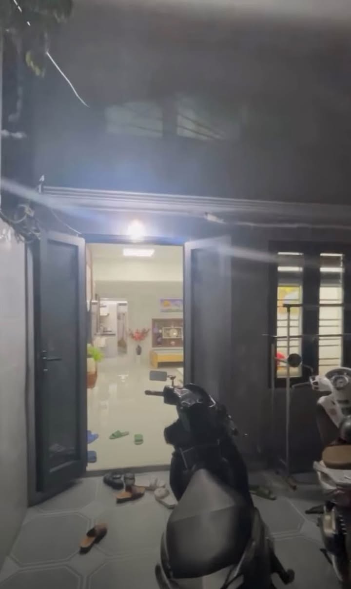 Nhà 1,5 tầng Lạch Tray 60m² giá 2.85 tỷ - Về ở ngay!