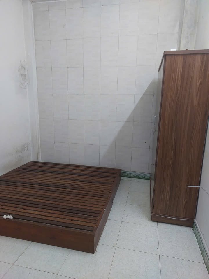 Phòng trọ cho thuê tại Đền Lừ 2, Hoàng Mai 18m² - Giá chỉ 2.4 triệu/tháng