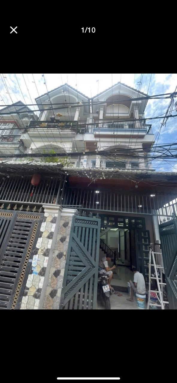 Nhà 1 trệt 2 lầu hẻm xe hơi Tân Thới Hiệp, Q12 giá 4.85 tỷ - Sở hữu ngay nội thất sang trọng!