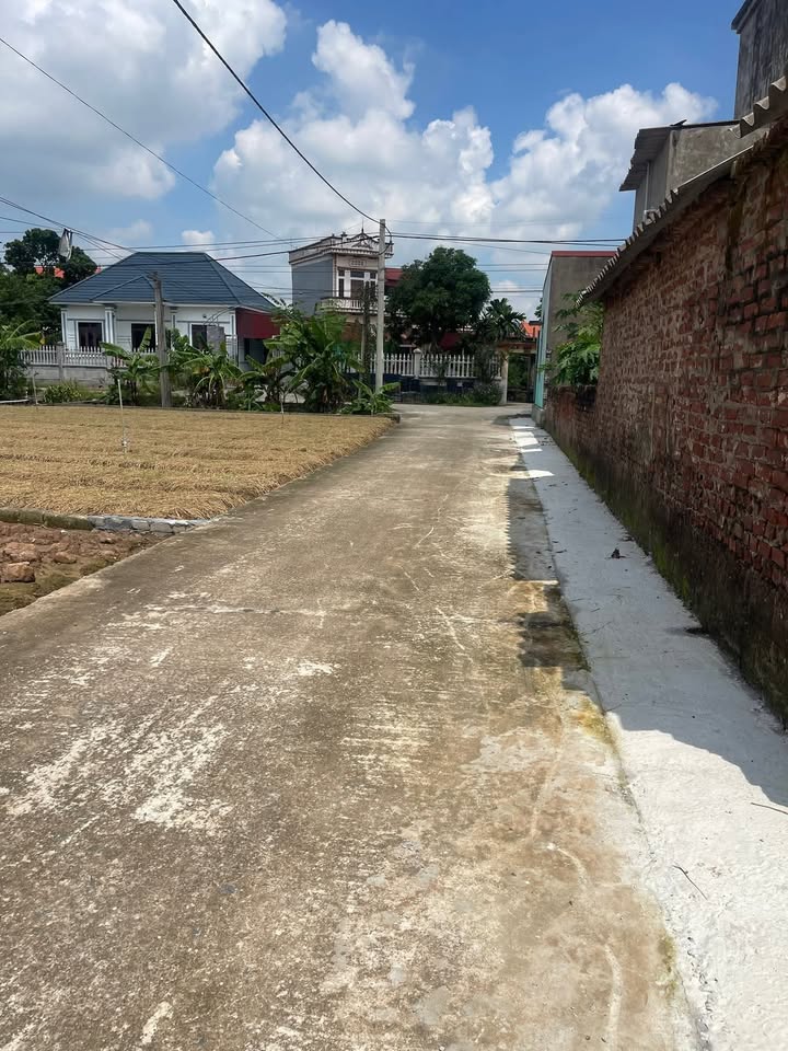 Đất nền Minh Tân, Lương Tài, Bắc Ninh 90m² giá 1 tỷ - Vị trí đắc địa gần sân bay!