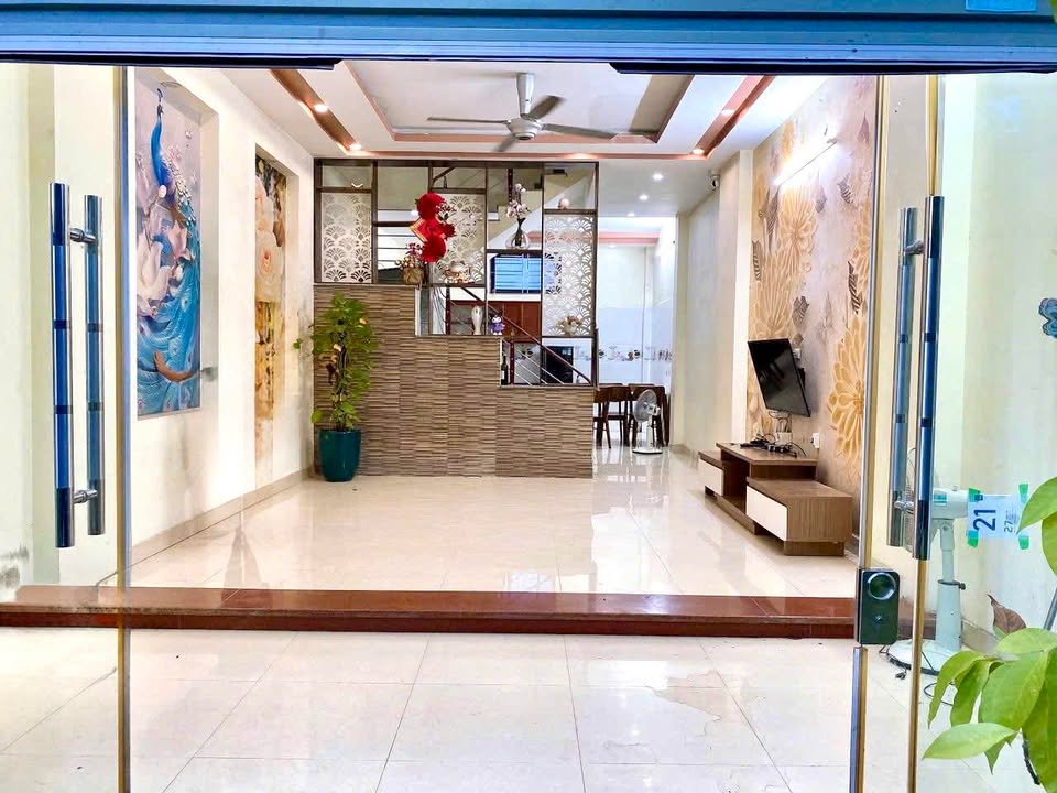 Nhà dân xây tại Ngô Gia Tự, Nam Hải, Hải An, Hải Phòng 57m² giá 2 tỷ - Nhà đẹp, gần chợ, ô tô vào tận cửa!