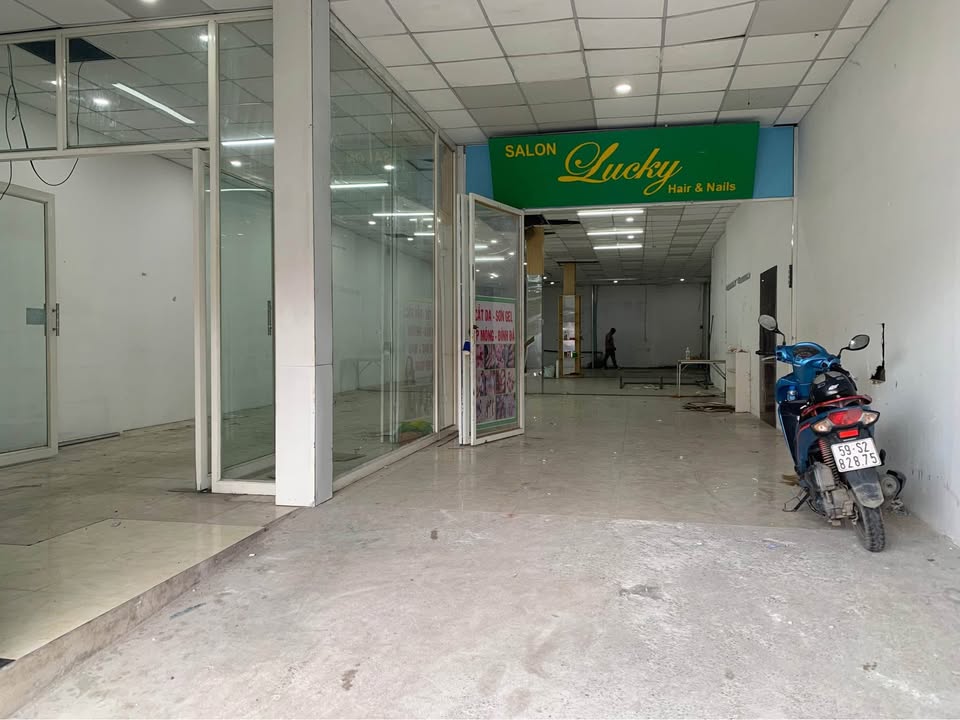 Nhà mặt tiền Quốc Lộ 50, xã Bình Hưng, 500m² - Khu vực kinh doanh sầm uất!