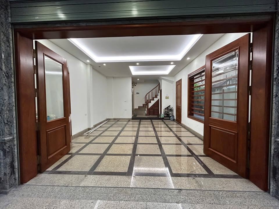 Nhà cho thuê Ngõ 146 Vương Thừa Vũ 42m² giá 8.5 triệu - Phù hợp làm văn phòng, kho
