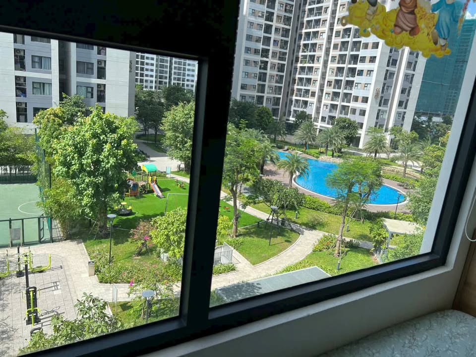 Căn hộ Vinhomes Grand Park quận 9 2PN giá 8.5 triệu - Full nội thất sang trọng!