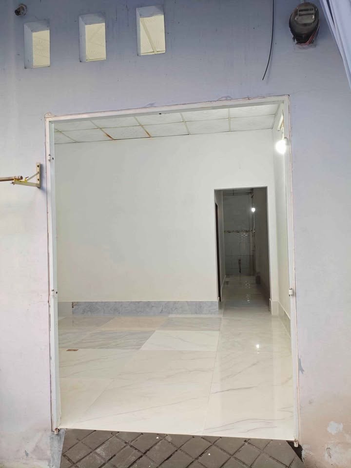 Nhà nguyên căn cho thuê tại hẻm 514/19 Ngô Quyền, Rạch Giá, 44m² chỉ 2 triệu/tháng - An ninh, sạch sẽ!
