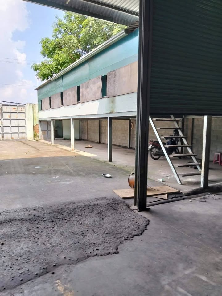 Cho thuê xưởng Bình Chuẩn 4800m² giá 290 triệu - Khu vực sầm uất, tiện lợi!
