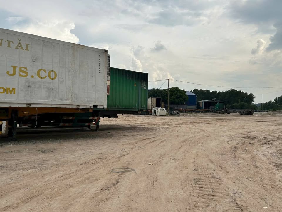 Cho thuê đất mặt tiền Mỹ Phước Tân Vạn, Thuận An 6300m² - Giá chỉ 70 triệu/tháng!