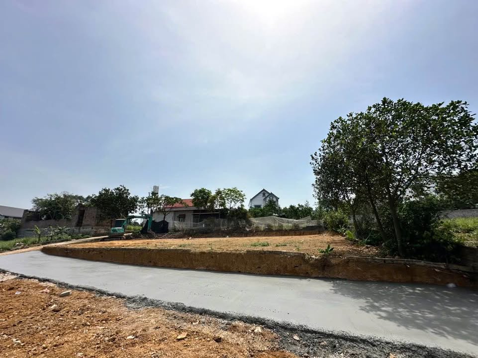 Đất nền Phú Cát Quốc Oai 360m² giá chỉ 10 triệu/m² - Lô góc đỗ ô tô thoải mái!