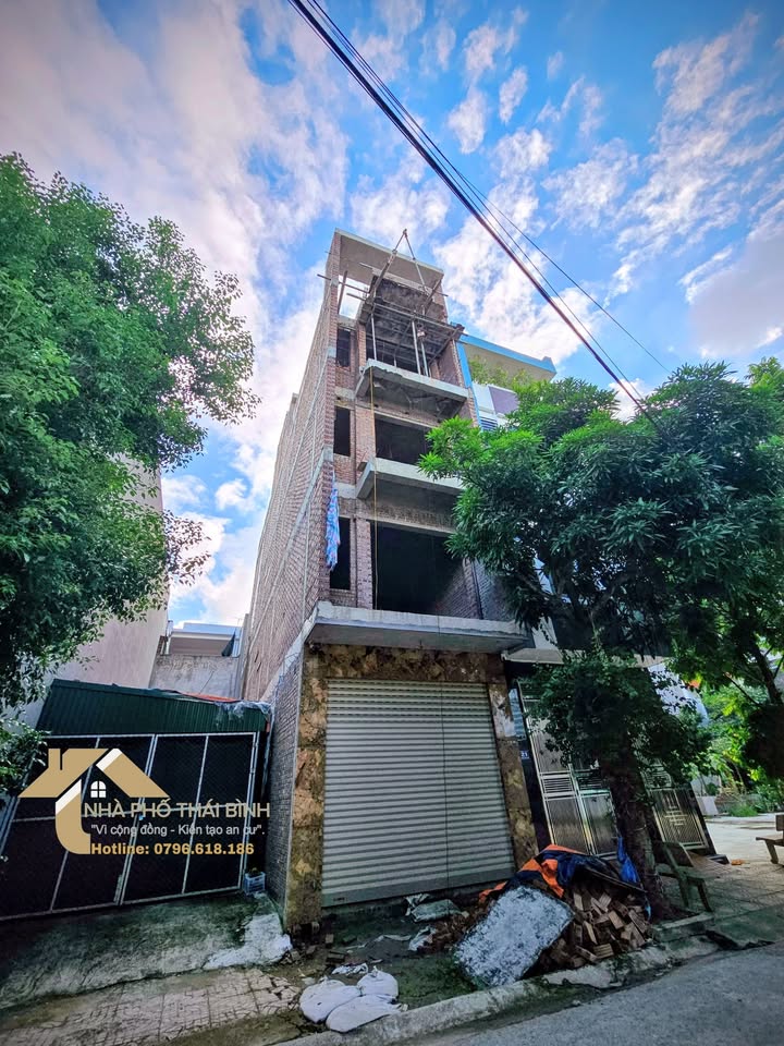 Nhà xây thô 5 tầng tại TĐC Trần Lãm 71m² giá 5 tỷ - Thiết kế hiện đại, hoàn thiện theo ý muốn!