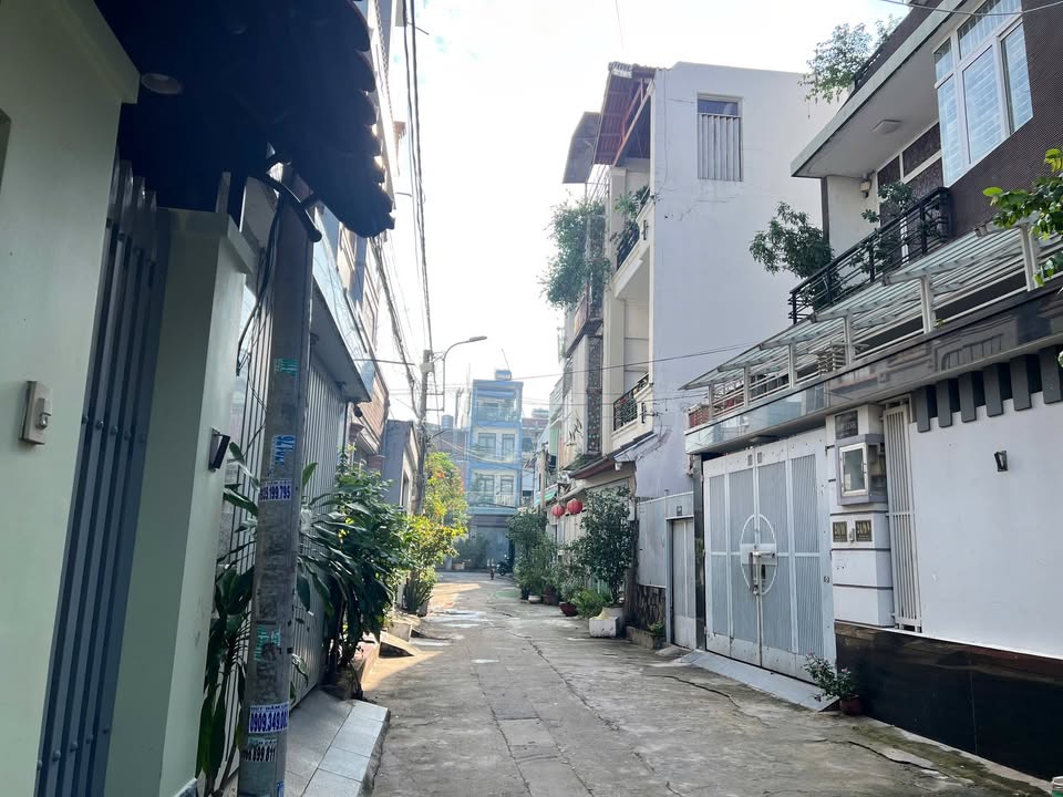 Nhà nguyên căn Thủ Đức 3PN giá 16 triệu - Dọn vào ở ngay!