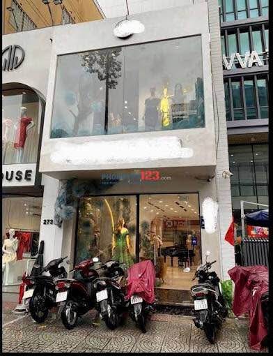Cho thuê nhà mặt tiền đường Lý Tự Trọng, quận 1, diện tích 80m² - Kinh doanh sầm uất!
