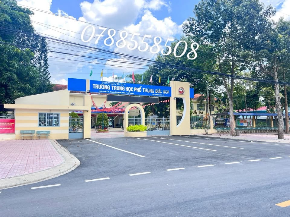 Đất nền Thị trấn Đức Hòa 90m² giá 980 triệu - Sát bên trường học!