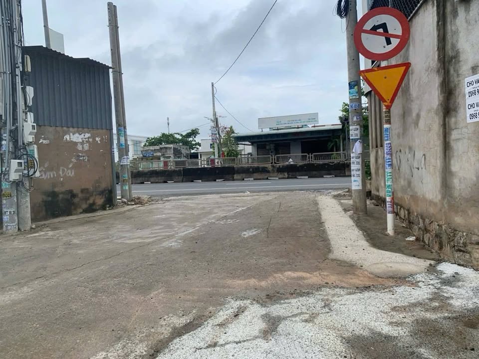 Đất thổ cư 111m² Hàm Thắng giá 1.15 tỷ - Đối diện UBND phường