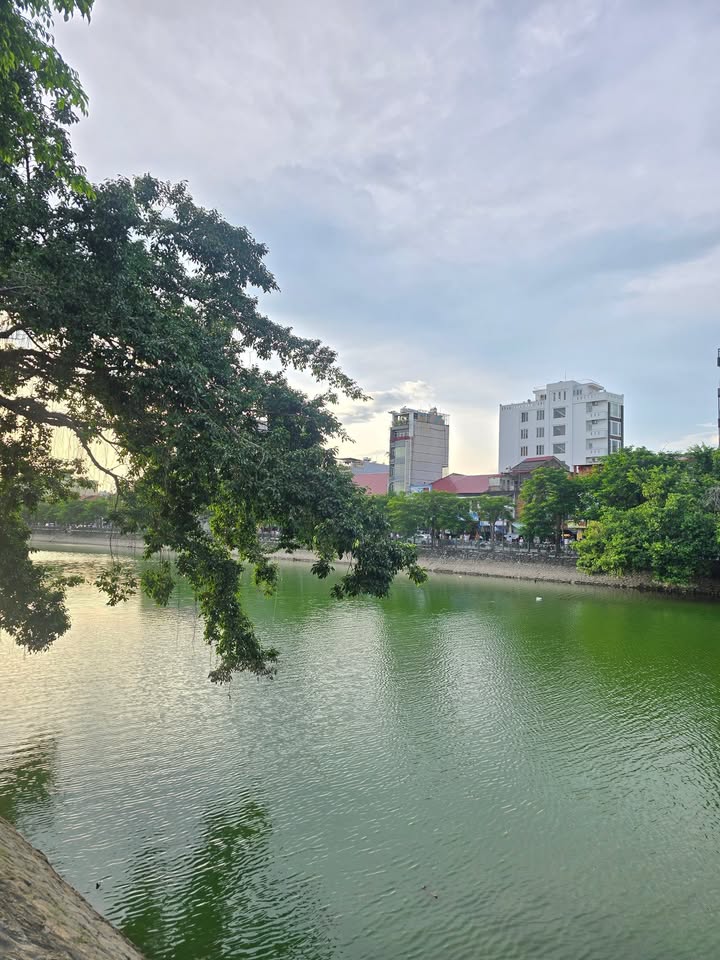 Nhà mặt đường Nguyễn Đức Cảnh, Lê Chân, Hải Phòng 133m² giá 38 tỷ - Hướng Đông tứ trạch