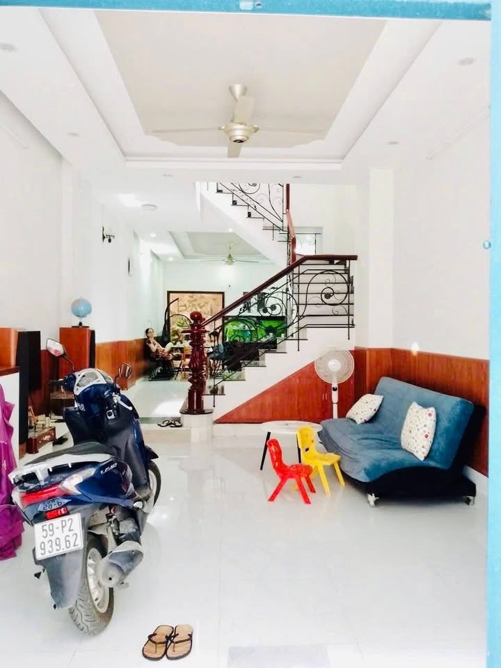 Nhà riêng cho thuê tại Nguyễn Văn Săng, Tân Phú 68m² giá 16 triệu - Đầy đủ nội thất, thích hợp kinh doanh!