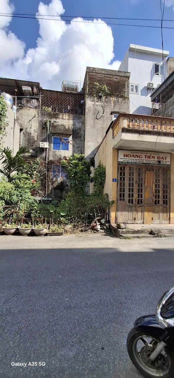 Đất Kinh Doanh mặt đường Trần Phú Cẩm Thủy 52m² giá 2 tỷ - Vị trí đẹp, thuận lợi kinh doanh!