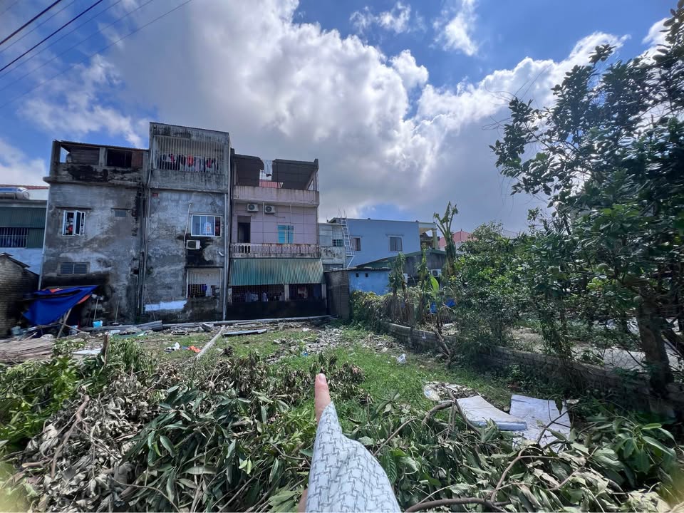 Đất nền Vinh 81m² giá 2.3 tỷ - Sổ đỏ chính chủ, vị trí đẹp