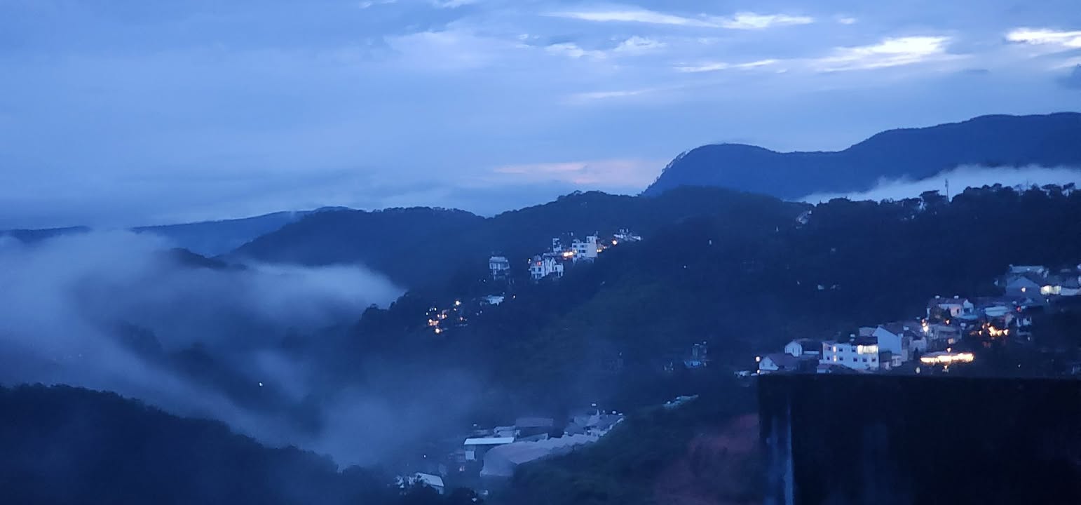 Đất nền khu biệt thự phường 9 Đà Lạt 2 lô 120m² giá chỉ 4.3 tỷ - Cơ hội đầu tư tuyệt vời!