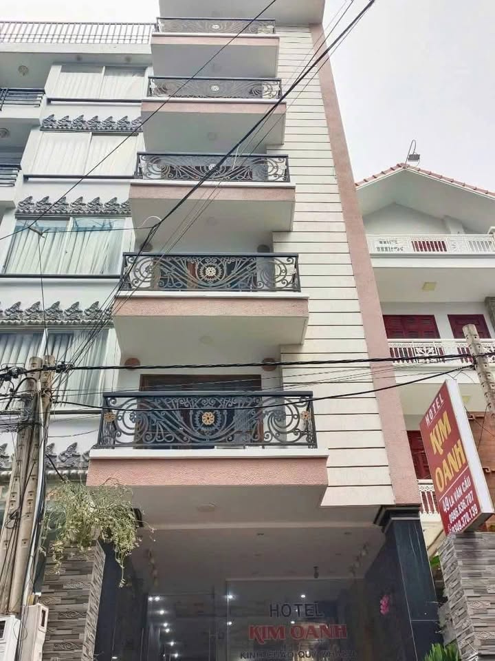 Khách sạn mặt tiền đường La Văn Cầu, Vũng Tàu 105m² giá 24 tỷ - Đầu tư sinh lời ngay lập tức!