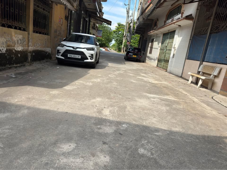 Đất nền Đồng Kỵ Từ Sơn 76m² giá 1 tỷ - Đường thông, tiện ích đầy đủ!