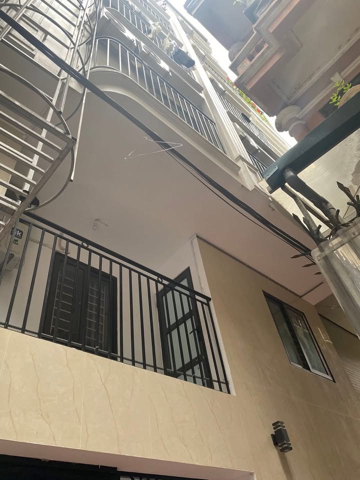 Cho thuê CHDV Miếu Đầm Mễ Trì 8 tầng - Địa điểm đắc địa, vận hành full khách!