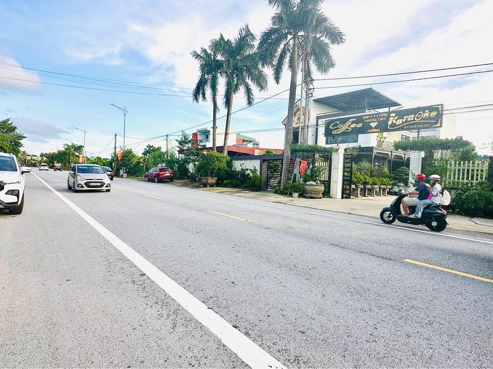 Đất nền Quốc lộ 47, phường Đông Sơn, 100m² giá 2.8 tỷ - Tiềm năng phát triển vượt trội!