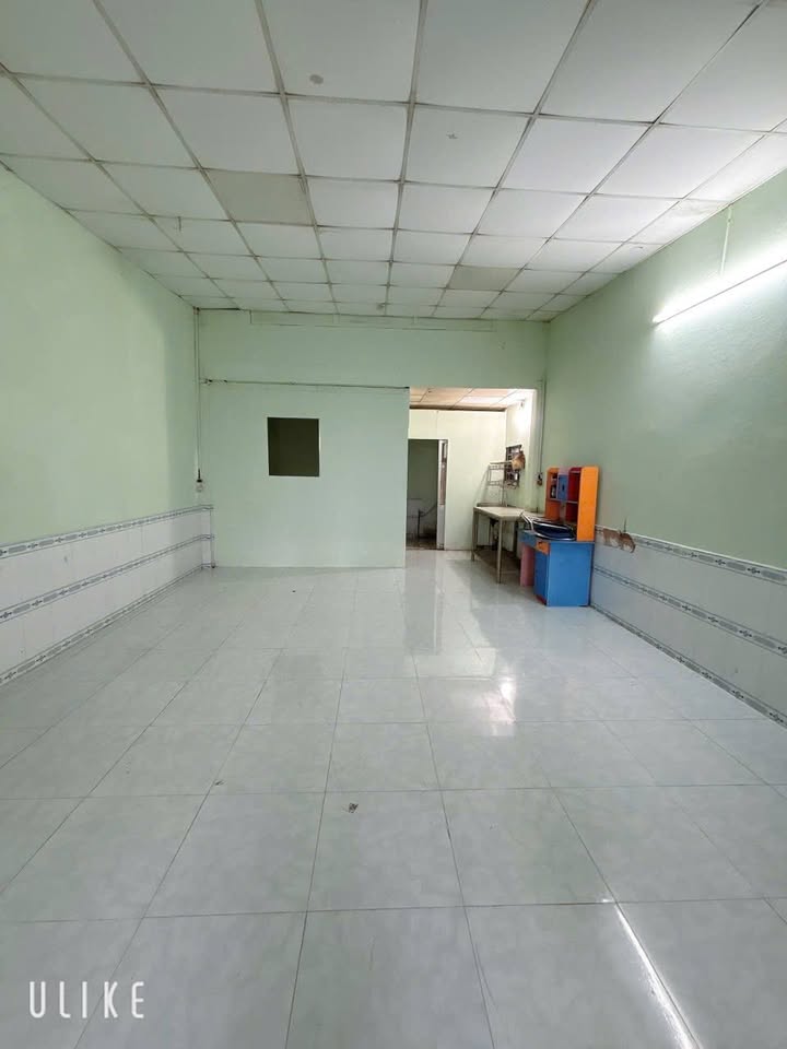 Nhà cho thuê giá rẻ tại Bình Tân 60m² chỉ 3.5 triệu - Sạch sẽ, thoáng mát!