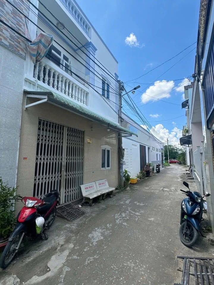 Nhà mới đẹp 42m² giá 1.73 tỷ - Gần ĐH Y Dược Cần Thơ!