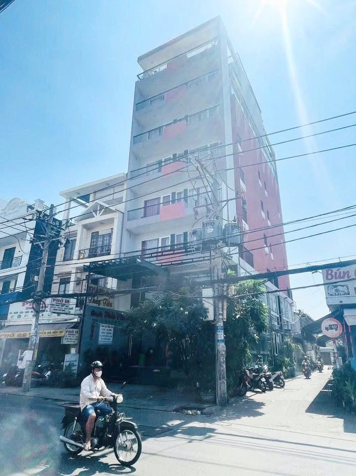 Tòa nhà FrontHouse Bùi Đình Túy, Bình Thạnh 216m² giá 65 tỷ - Đầu tư tiềm năng!
