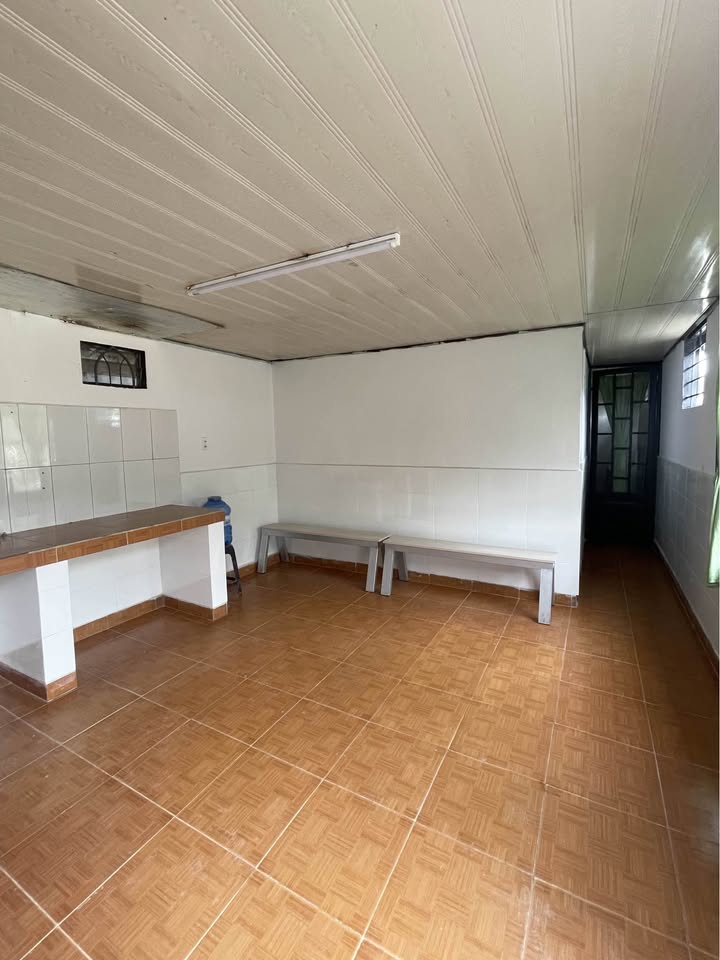 Nhà nguyên căn cho thuê tại Nguyễn Công Trứ, Đà Lạt 5.5 triệu - An ninh tốt, tiện nghi đầy đủ!