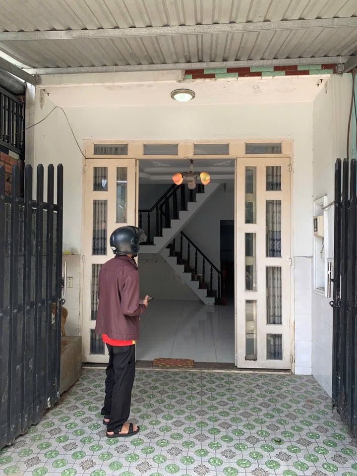 Nhà cho thuê 49m² hẻm 5m Nguyễn Thị Thảnh, Hóc Môn - Giá chỉ 5 triệu/tháng!