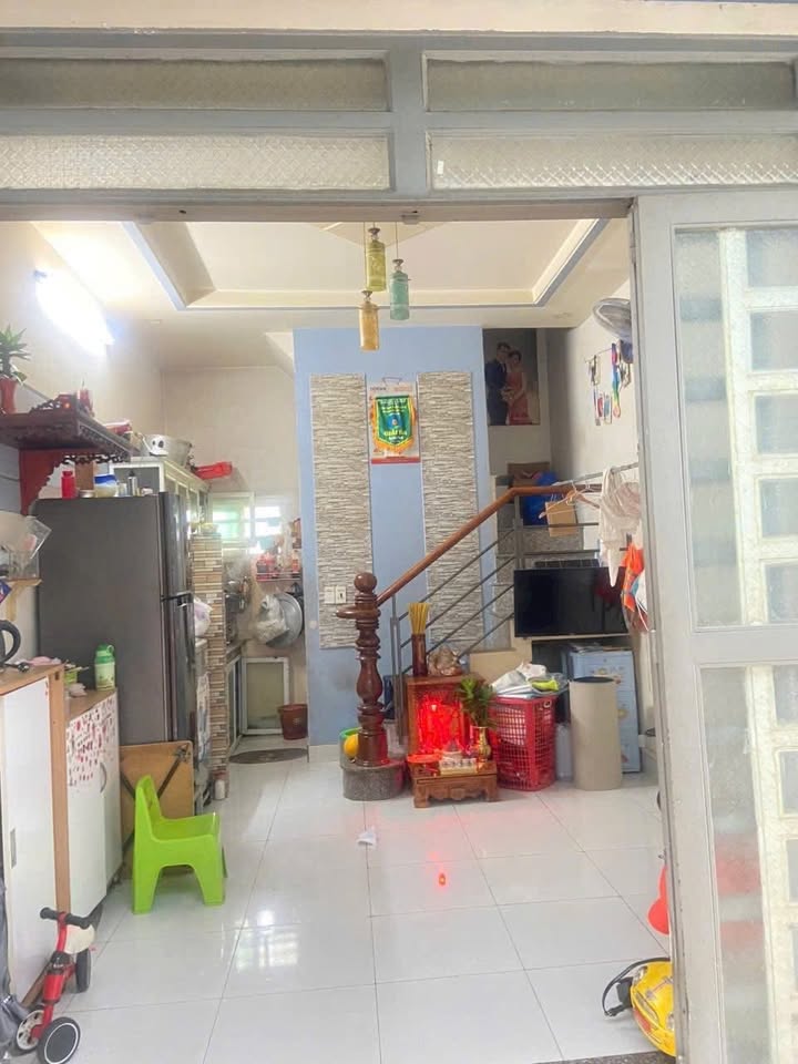 Nhà phố 2 tầng quận 12, 24m² giá 980 triệu - Sổ hồng chính chủ, bớt lộc!