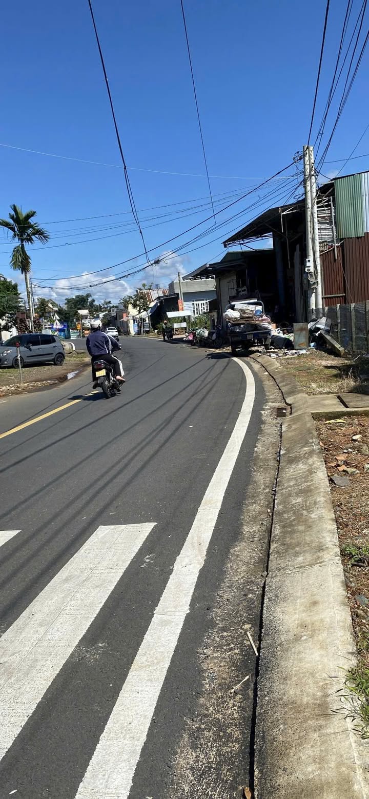 FrontHouse mặt tiền Tây Sơn phường 2, 184m² giá 4.4 tỷ - Cơ hội đầu tư lý tưởng!