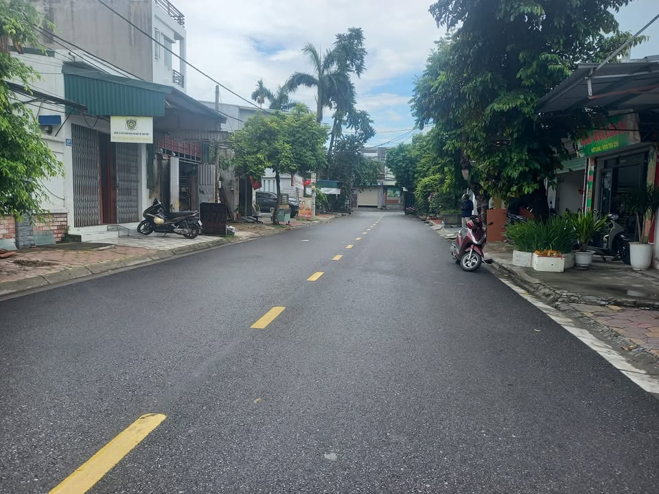 Nhà độc lập 4 tầng tại Vĩnh Niệm 30m² giá 2.65 tỷ - Ô tô đậu cửa, gần Aeon Mall!