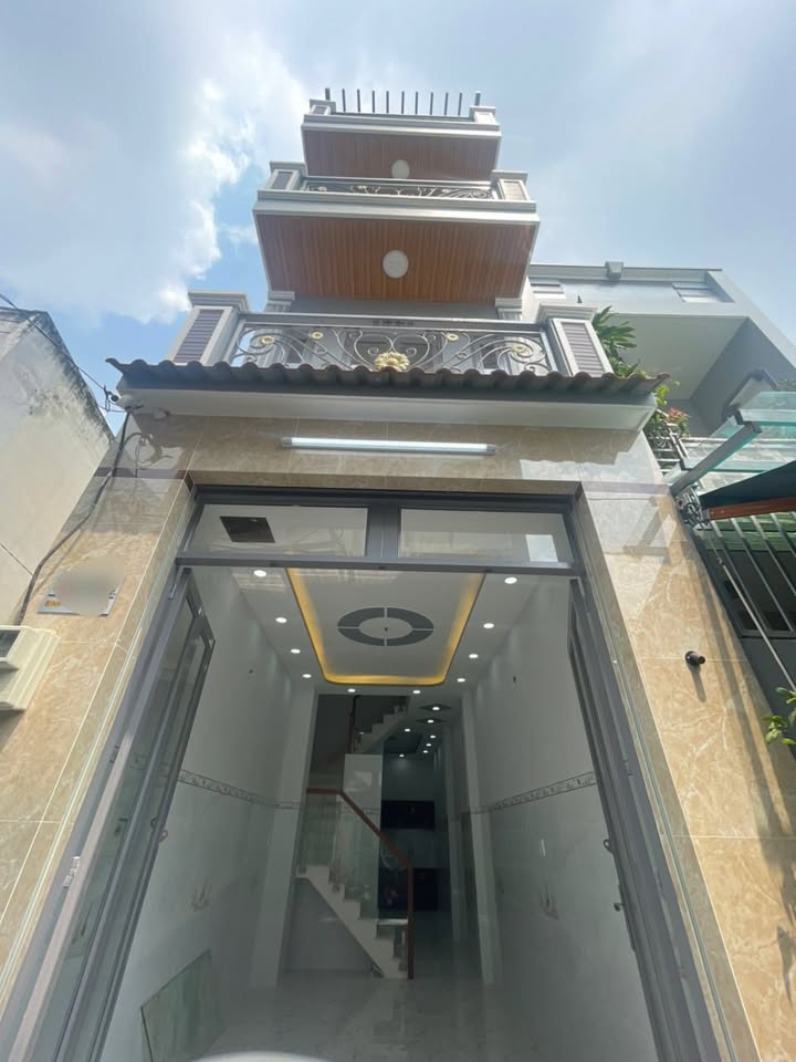 Nhà 4 tầng hẻm ô tô Bình Tiên Q.6 49m² giá 6.5 tỷ - Phù hợp cho gia đình đông thành viên!