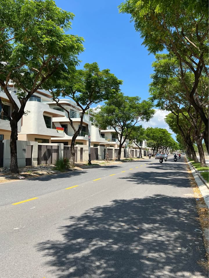 Lô đất Hòa Cường, Đà Nẵng 226.6m² - Vị trí xây villa lý tưởng