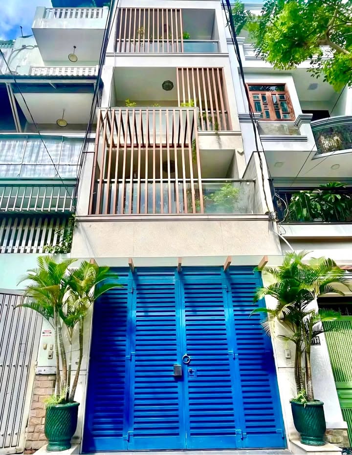 Nhà 4 tầng Hẻm 666 Ba Tháng Hai, 41m² chỉ 6.6 tỷ - Thiết kế sang trọng!