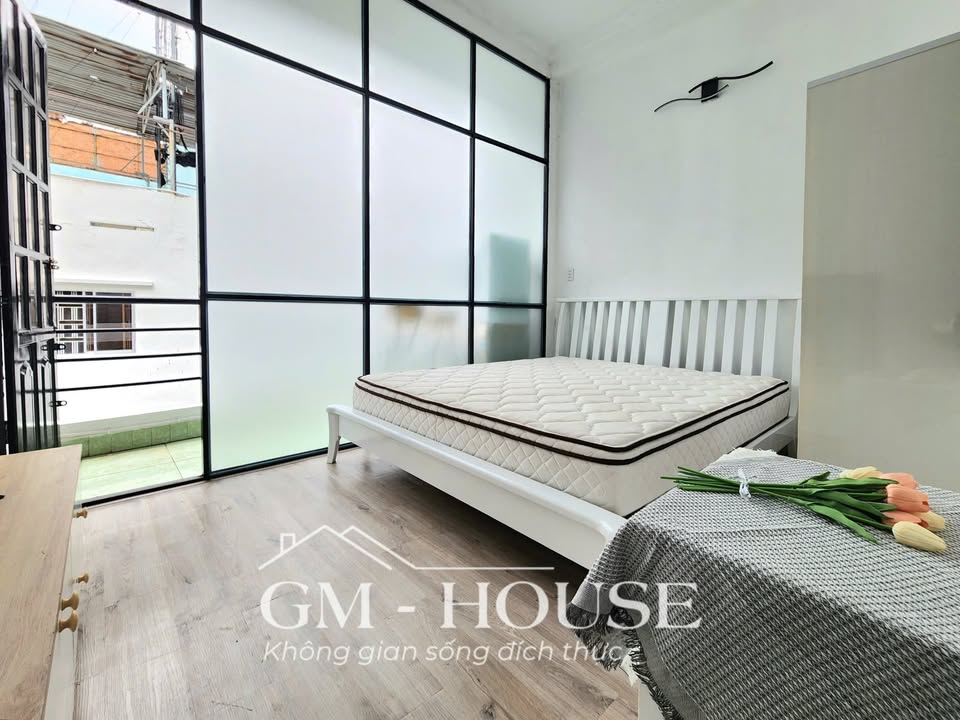 Phòng cho thuê 1 PN tại Nguyễn Gia Trí, Bình Thạnh - Full nội thất cao cấp, chỉ cần xách vali vào ở!