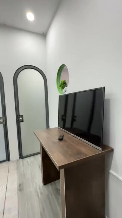 Căn hộ 2 phòng ngủ CMT8, Quận 10, 55m² - Trống ngay, nội thất đầy đủ!