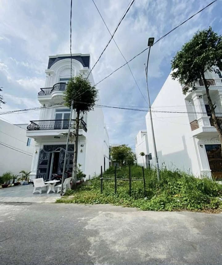 Đất nền D7 Hồng Loan, Cần Thơ 80m² giá 3.25 tỷ - Hướng Đông Nam, sổ đỏ chính chủ!