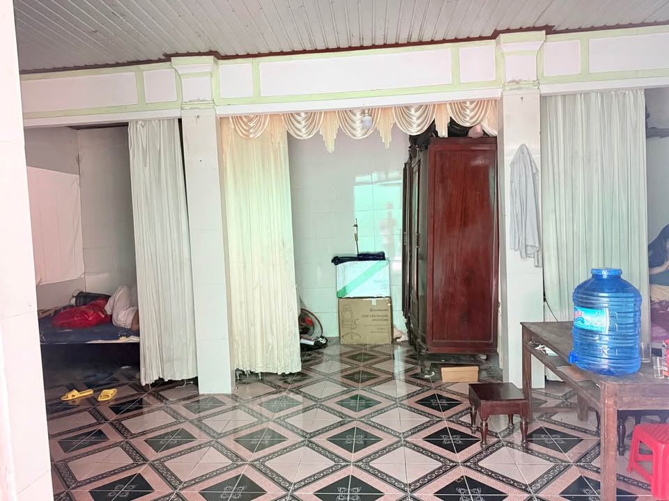 Nhà cấp 4 Từ Dân Kiệt, Phường Phước Vĩnh, 176m² giá 2.5 tỷ - Khu vực an ninh, gần chợ!