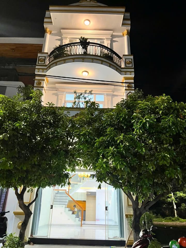 Nhà phố Trần Quang Diệu, Quy Nhơn 61m² giá 2.6 tỷ - Pháp lý rõ ràng, sẵn sàng vào ở!