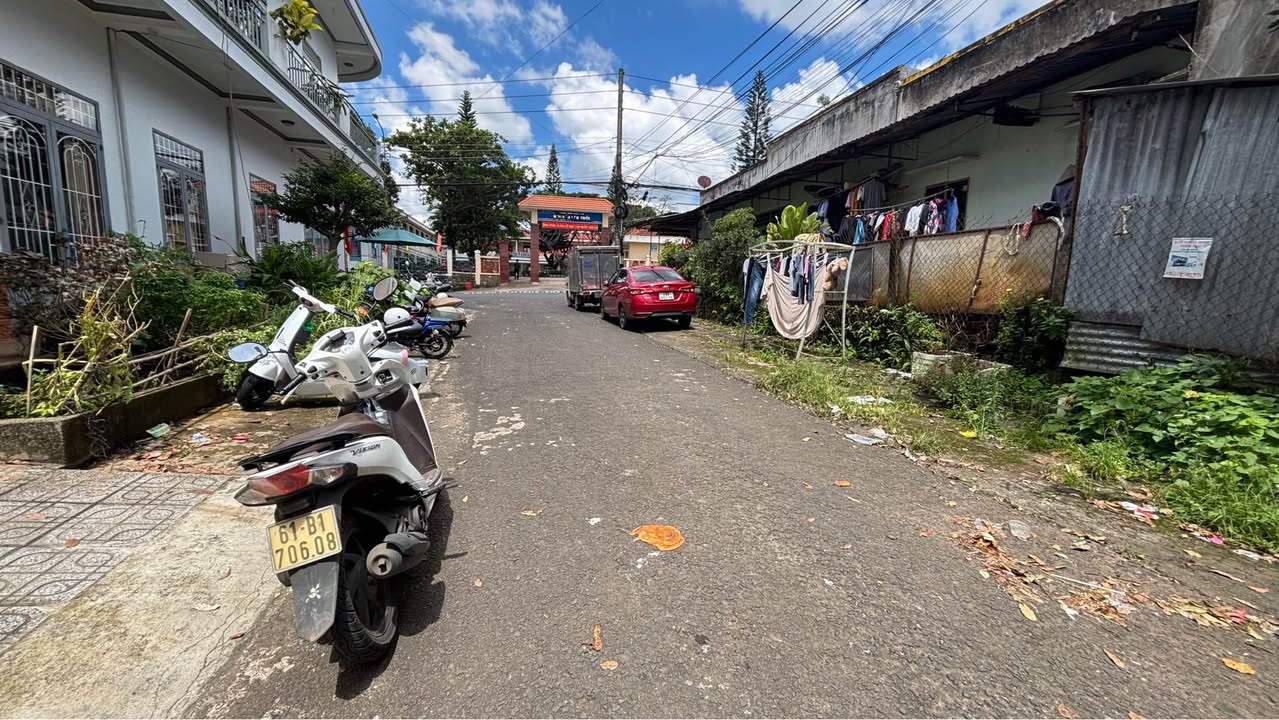 Nhà phố B'Lao, Bảo Lộc 156m² giá 4.3 tỷ - Sẵn sàng vào ở ngay!