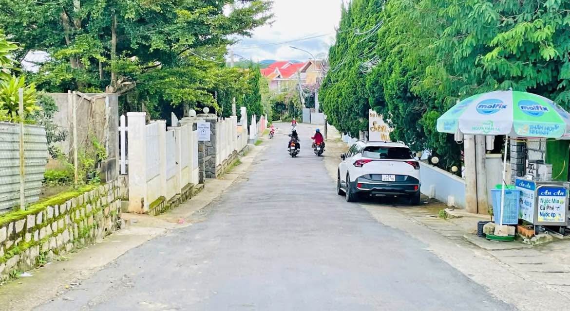 Đất 2 mặt tiền Hoàng Hoa Thám 184m² giá 10.3 tỷ - View thông thoáng cực hiếm!