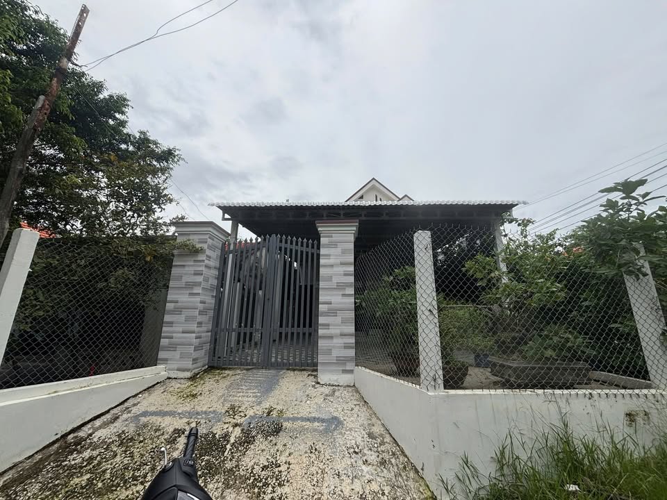 Nhà đẹp lô góc Vạn Bình 217,6m² giá 1.2 tỷ - Đầu tư sinh lời ngay!